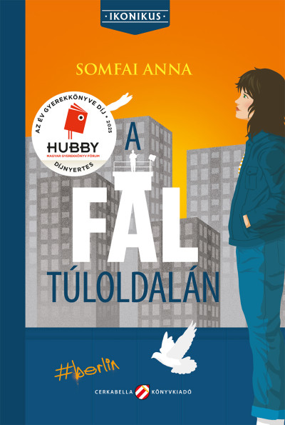 A fal túloldalán