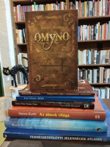 Salinger Richrd, Brigitte Theler, Kun Istvn, Thomas L. s Penelope J. Pauley, Hanns Kurth, Marlies Holitzka Klaus Holitzka, Julia s Derek PArker - Ezotria knyvcsomag 7 darabos KNYVMENT AJNLAT: OMYNO - A visszatrs kplete, Tkletes trs a horoszkp tkrben, Reiki, Vltsd valra legvadabb lmaidat, Az lmok vilga, Meglni a pillanatot, Termszetfltti jelensgek