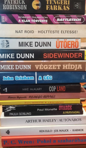 Michael Crichton, Kenneth Roberts, Nicholas Carter, Alan Baker, Kuvahara Allred, Norman Lang, Nora Roberts, Nelson DeMille, John Sandford, Nevil Shute, Lawrence Durrell, Raymond Chandler, Robert B. Pa - ---