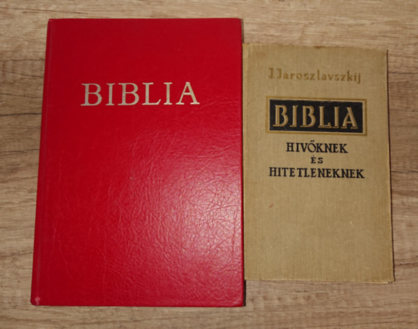 J. Jaroszlavszkij - Bibliacsomag: Biblia - �sz�vets�gi �s �jsz�vets�gi Szent�r�s  + Biblia h�v�knek �s hitetleneknek