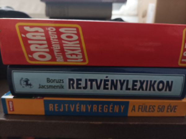 3 rejtvnyknyv: ris rejtvnyfejt lexikon; Boruzs Jacsmenik: Rejtvnylexikon; Rejtvnyregny- A Fles 50 ve