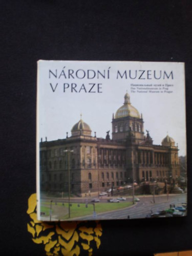 NRODN MUZEUM V PRAZE (Cseh-Orosz-Angol)