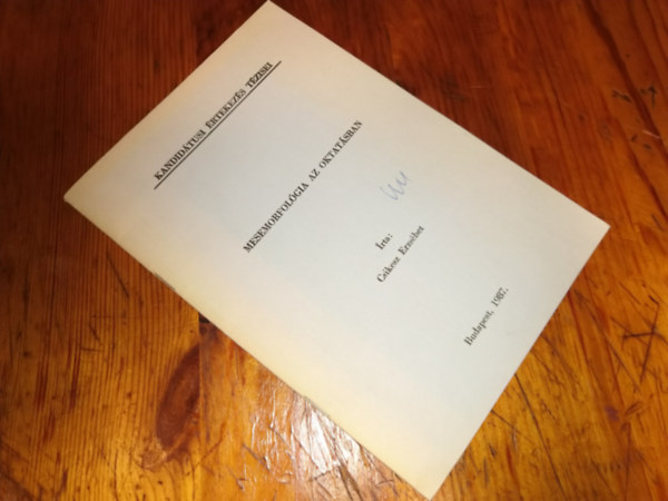 Csikesz Erzs�bet - Mesemorfol�gia az oktat�sban