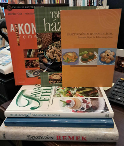 Korpádi Péter-Patyi Árpád, Ron Kalenuik, Zombor Ádám - 6 db-os szakácskönyv KÖNYVMENTŐ AJÁNLAT: Tavaszi ételek, Ünnepi étkezés, Több száz ízes házi recept, Egyszerűen remek, A nemzetközi konyha remekei, Gasztronómiai barangolások Baranya, Fejér és Tolna megyében