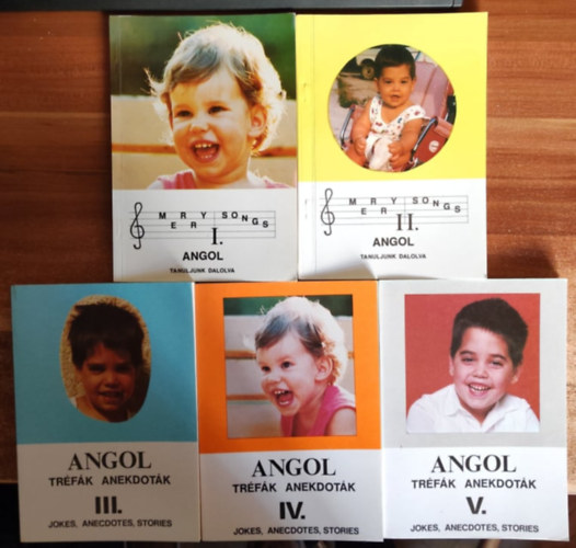 5 db Tanuljunk angolul válogatás kötet: Merry Songs I-II, Angol tréfák anekdoták III.-V.