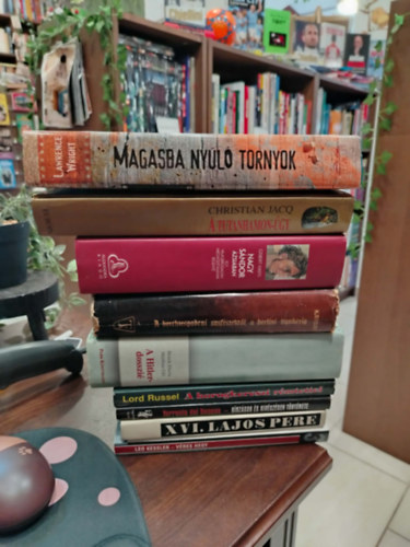 Lawrence Wright Christian Jacq Gisbert Haefs Karsai Elek Matthias Uhl �s Henrik Eberle Lord Russell Torrente del Bosque Varronte del Bosque Leo Kessler - ---