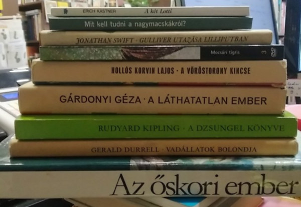 Josef Wolf - Zdenek Burian, Gerald Durrel, Rudyard Kipling, G�rdonyi G�za, Holl�s Korvin Lajos, Jonathan Swfit, Erich K�stner - 9 db-os K�NYVMENT� AJ�NLAT, ifj�s�gi: Az �skori ember+ Vad�llatok bolondja+ A dzsungel k�nyve+ A l�thatatlan ember+ A V�r�storony kincse+ Mocs�ri tigris+ Gulliver utaz�sa Lilliputban+ Mit kell tudni a nagymacsk�kr�l?+ A k�t Lotti
