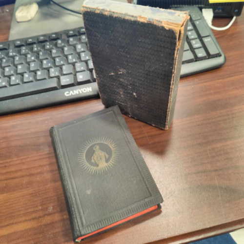 Vez�rk�nyv Az irgalmas n�v�rek vezet�se alatt �ll� M�riagyermekek sz�m�ra (Lazarista-Missi�t�rsas�g, 1909)