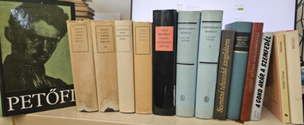 Petfi Sndor, Arany Jnos, Vajda Jnos, Kosztolnyi Dezs, Vci Mihly, Vrsmarty Mihly, Victor Hugo, Somly Gyrgy, Hajnal Anna, Jzsef Attila, Radnti Mikls - 12db-os versgyjtemny, KNYVMENT AJNLAT: Petfi Sndor sszes kltemnyei+ Arany Jnos sszes I-II+ Vajda Jnos sszes+ Kosztolnyi Dezs sszes+ Vci Mihly sszegyjttt mvei+ Vrsmarty Mihly klti mvei I-II+ Vi