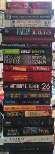 Tbb szerz, Laura Griffin, Sidney Sheldon, Arthur Haley, Patricia Cornwell, Csabai Mrk - 20 db krimi: A hatlvet+Darzsfszek+A 19. felesg+26 Stt kezdetek+Kies helyen