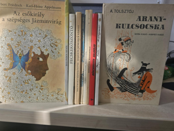 A. Tolsztoj, Szunyogh Szabolcs, G. A. Bürger, Scmidt Egon, Móricz Zsigmond, Valeri Petrov, Mühlbeck Károly rajzaival, Kolozsvári Granpierre Emil, Cakó Ferenc, Friedrich-Appelmann - 10db mesekönyv, KÖNYVMENTŐ AJÁNLAT: Aranykulcsocska+ Boszorkányszombat+ Münchausen kalandjai+ Bodzavendéglő+ Állatmesék+ Hófehér mese+ Nagymama képeskönyve+ Fecskeköszöntő+ Bolondos mesék+ Az esőkirály és a szépséges Jázminvir
