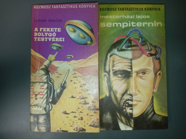 Mesterházi Lajos, Ludvík Soucek - Sempiternin + A Fekete Bolygó Testvérei (2 db Kozmosz Fantasztikus Sci-fi regény)