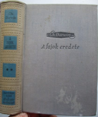 Charles Darwin - A fajok eredete