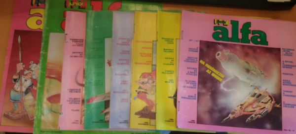 Ivanics Istv�n (f�szerk.) - 8 db IPM Junior Alfa (sz�rv�nysz�mok, lapsz�mok a term�klapon!)