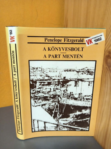 Fitzgerald, Penelope - A könyvesbolt - A part mentén (Világkönyvtár)