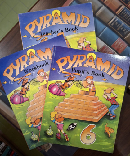 Richard Sloane, Bowen, Mary, Printha Ellis, Len Peterson - Pyramid Pupil's Book 6. + Pyramid Workbook 6. + Teacher's Book
