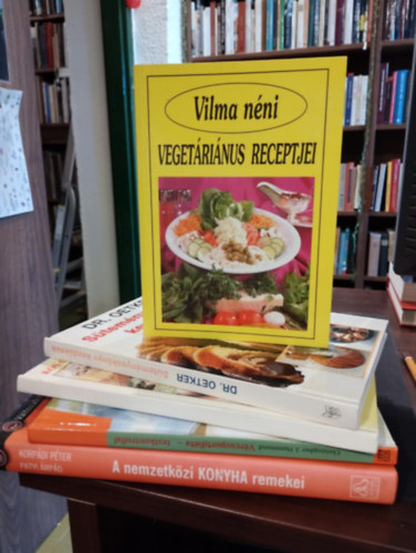 Dr. Oetker, Kós Gábor-Csizmadia András, Christopher J. Hammond, Korpádi Péter-Patyi Árpád - Gasztro könyvcsomag 5 darabos KÖNYVMENTŐ AJÁNLAT: Vilma néni vegetáriánus receptjei, Süteményeskönyv kezdőknek, Főzőcske lépésről lépésre, Vércsoportdiéta- testkontrollal, A nemzetközi konyha remekei