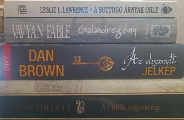 Dan Brown, Ken Follett, Leslie L. Lawrence, Vavyan Fable - Szrakoztat irodalmi knyvcsomag