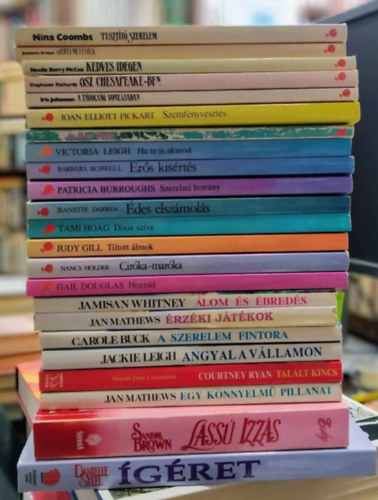 Sandra Brown, Tami Hoag, Patricia Burroughs, Nina Coombs, Judy Gill, Jamisan Whitney, Gail Douglas, Vörös rózsa szerelmes regények, Jan Mathews, Jackie Leigh, Carole Buck, Victoria Leigh, Joan Ell - 23db romantika KÖNYVMENTŐ AJÁNLAT: Ígéret+ Lassú izzás+ Egy könnyelmű pillanat+ Talált kincs+ Angyal a vállamon+ A szerelem fintora+ Érzéki játékok+ Álom és ébredés+ Hozzád+ Ciróka-maróka+ Tiltott álmok+ Dixie szíve+ Édes els