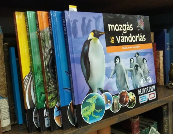 �llatlesen 3D (5 db) K�NYVMENT� AJ�NLAT: Udvarl�s �s n�sz+ T�mad�s �s v�dekez�s+ Otthonok �s szok�sok+ �rz�kel�s �s kommunik�ci�+ Mozg�s �s v�ndorl�s