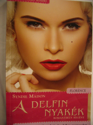 Syndie Maison - A delfin nyakk
