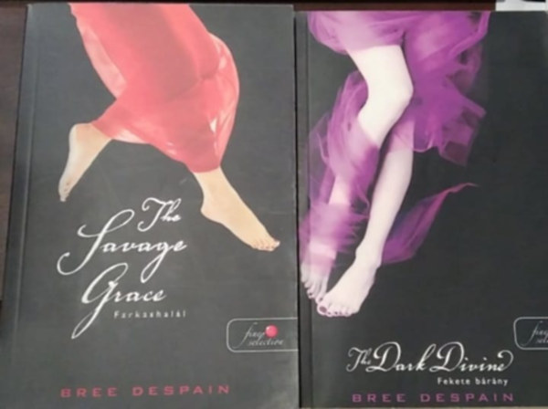 Bree DeSpain - 2 db k�nyv: Farkashal�l-The Savage Grace+Fekete b�r�ny-The Dark Divine