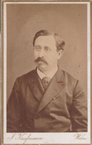 I. Kaufmann: Bajszos f�rfi (6,5x10,5 cm) (vizitk�rtya)