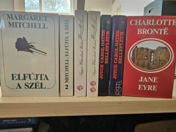 Margaret Mitchell, Sz�gy�n-Wittenbach Hubert, Joyce Carol Oates, Charlotte Bront� - Elf�jta a sz�l I-II+ Ferenc J�zsef szerelmei I-II+ Bellefleur I-II+ Jane Eyre