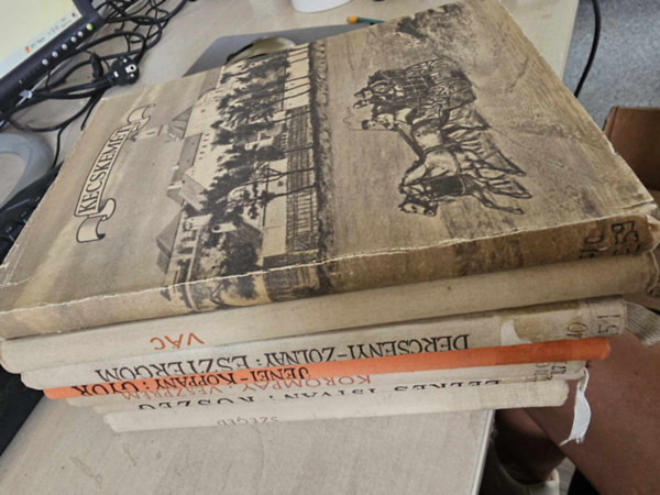 Nagy Zoltn-Papp Imre, Lelkes Istvn, Korompay Gyrgy, Jenei Ferenc-Koppny Tibor, Dercsnyi Dezs-Zolnay Lszl, Dercsnyi-Granaszti, Entz-Genthon-Szappanos - 7db a vroskpek-memlkek sorozatbl: Szeged+ Kszeg+ Veszprm+ Gyr+ Esztergom+ Vc+ Kecskemt - KNYVMENT AJNLAT