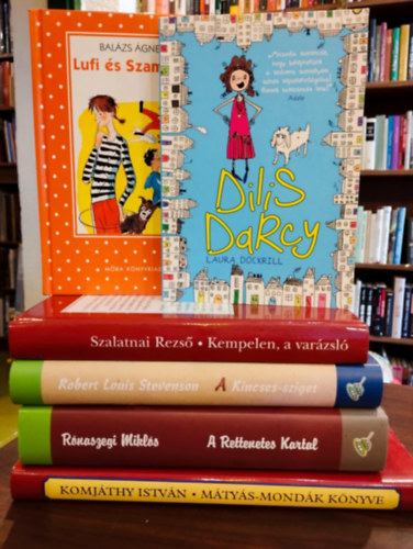 Laura Dockrill, Balázs Ágnes, Szalatnai Rezső, Robet Louis Stevenson, Rónaszegi Miklós, Komjáthy István - fjúsági irodalom 6 darabos KÖNYVMENTŐ AJÁNLAT: Dilis Darcy, Lufi és Szamóca, Kempelen, a varázsló, A kincses-sziget, A rettenetes Kartal, Mátyás-mondák könyve