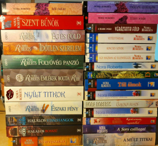 Nora Roberts, J. D. Robb (Nora Roberts) - 26db Nora Roberts k�nyvek.