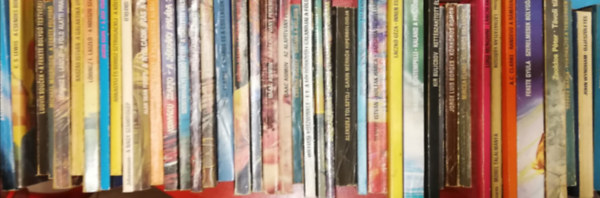 Kozmosz fantasztikus könyvek 43 db