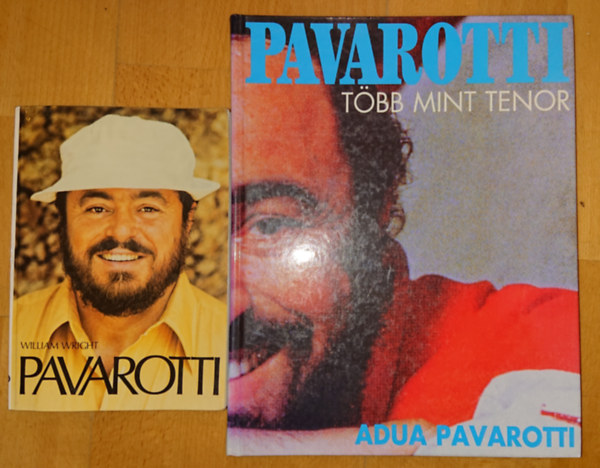 William Wright, Adua Pavarotti - 2 könyv Pavarottiról: Pavarotti, Pavarotti - több mint tenor