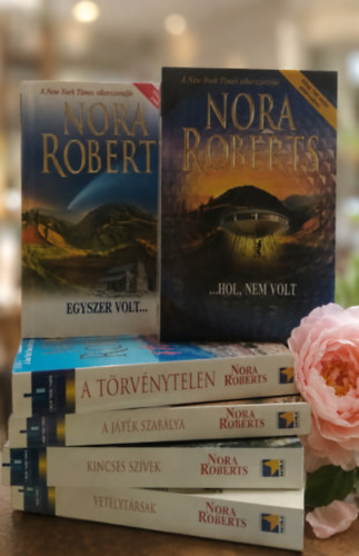 Nora Roberts - 6 db-os K�NYVMENT� AJ�NLAT, romantikus: Vet�lyt�rsak+ Kincses sz�vek+ A j�t�k szab�lya+ A t�rv�nytelen+ Egyszer volt...+ ...Hol nem volt...