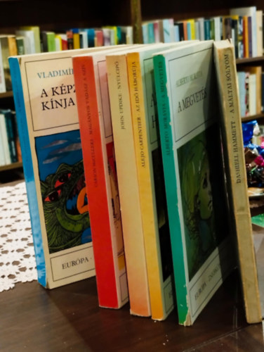 Vladimir P�ral, Carson McCullers, John Updike, Alejo Carpenter, Alberto Moravia, Dashiell Hammet - Eur�pa zsebk�nyvek 6 darabos K�NYVMENT� AJ�NLAT: A k�pzelet k�nja, Mag�nyos vad�sz a sz�v, Ny�lcip�, Az id� h�bor�ja, A megvet�s, A m�ltai s�lyom