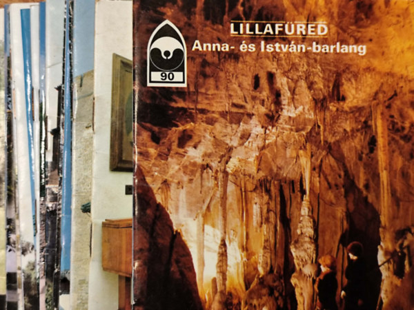 16 db Tájak korok múzeumok kiskönyvtára