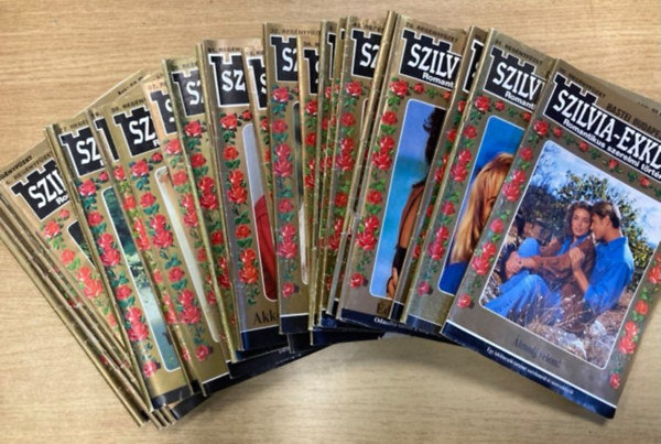 23 db Szilvia - Exkluzív füzet