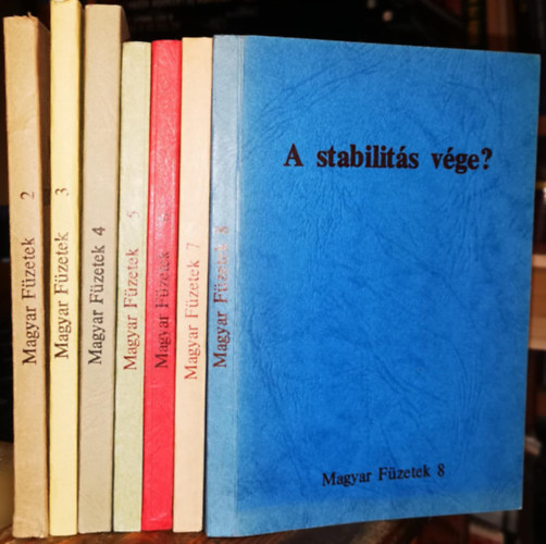 7 db Magyar F�zetek 2-8