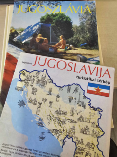 Jugoszl�via turisztikai sz�vets�g kiadv�nya t�rk�ppel