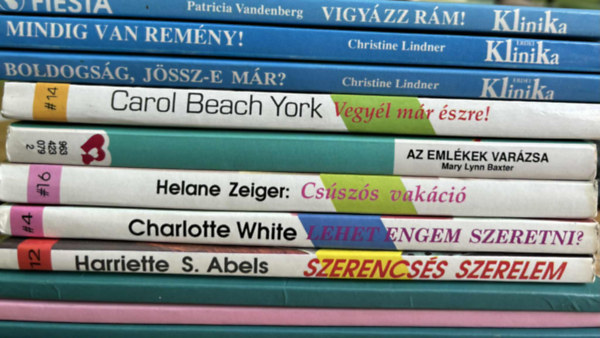Judith Kay, Cynthia Parker, Harriette S. Abels, Charlotte White, Helane Zeiger, Mary Lynn Baxter, Carol Beach York, Christine Lindner, Patricia Vandenberg - 10 db Romantikus knyv