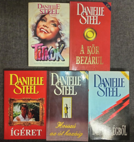 Danielle Steel - (5db) Danielle Steel romantikus knyvcsomag: Derlt gbl / Hossz az t hazig / gret / A kr bezrul / Titkok