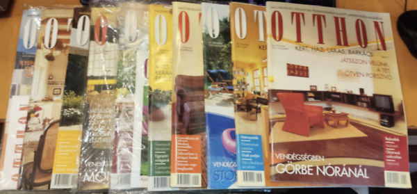 Szab Dorottya (fszerk.) - 10 db Otthon Magazin: Kert, Hz, Laks; Barkcs, szrvnyszmok (lapszmok a termklapon, sajt fot)