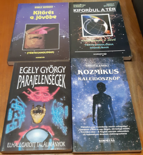 Hargitai K�roly-Egely Gy�rgy - Parajelens�gek + Kit�r�s a j�v�be + Kifordul a t�r + Kozmikus kaleidoszk�p