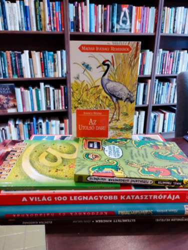 Igncz Rzsa, Daniel Pinkwater, Michael Pollard, Alison Jenkins, John Malam, Vncsa Istvn - Ifjsgi knyvcsomag 6 darabos KNYVMENT AJNLAT : Az utols daru, A titokzatos gykzenekar trtnete, A Vilg 100 Legnagyobb Katasztrfja, Szalvtatechnika kezdknek s haladknak, Eltemetett kincsek, Hrvilg
