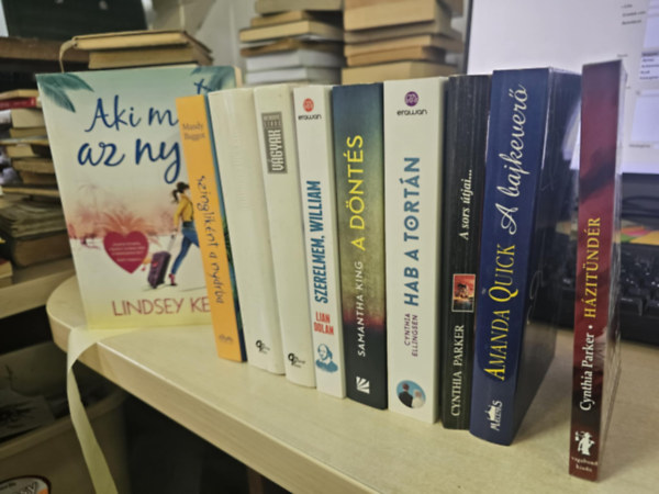 Lindsay Kelk, Mandy Baggot, Katherine Stone, Stone Katherine, Lian Dolan, Samantha King, Cynthia Ellingsen, Cynthia Parker, Parker Cynthia, Amanda Quick - 10db romantika, KNYVMENT AJNLAT: Aki mer az nyer+ Szingliknt a nyrba+ Maradj velem+ Vgyak+ Szerelmem William+ A dnts+ Hab a tortn+ A sors tjai+ A bajkever+ Hzitndr