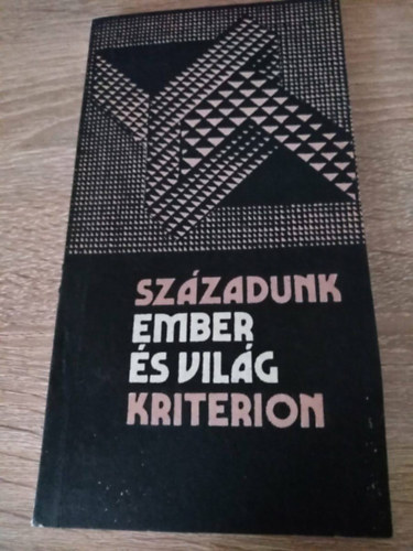 Ember s vilg - Tanulmnyok a hitrl