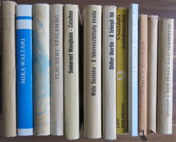 William Somerset Maugham, Mika Waltari, Bjrnson, Gustave Flaubert, Wole Soyinka, Lev Tolsztoj, Franz Grillparzer, Kuprin, Longosz, Alfred De Musset - 12 db ktet szpirodalom - klasszikusok: Egy fehr rig trtnete + Daphnisz s Chlo + Szulamit + Szapph + Csaldi boldogsg + A lebeg fi + A fkevesztettsg vada + Catalina + Szalamb + Arne + Akkor s most + Waltari kisregn