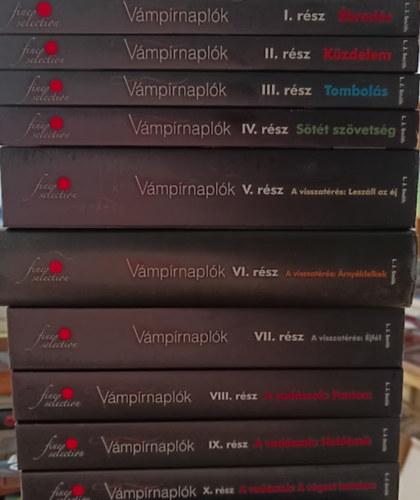 L. J. Smith - Vámpírnaplók I-X. (1-10)