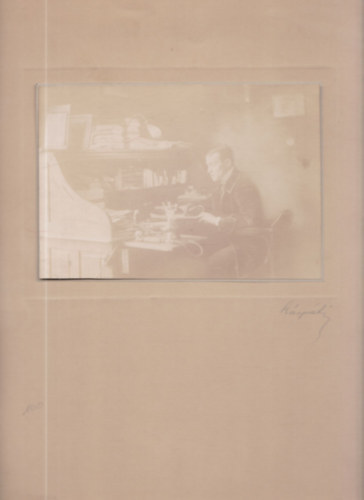 Bálint Lajos műkritikus fotója