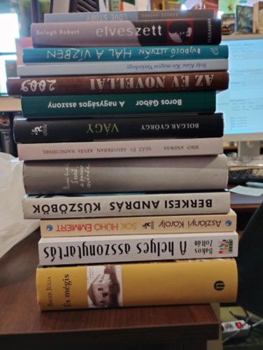Bauer J�lia, Bakos Zolt�n, Aszl�nyi K�roly, Balogh Robert, B�r� Gergely (szerk.), Beke Kata:, Beke Kata, B�rdos Andr�s, Bujdos� Istv�n, B�r� Andr�s, Bolg�r Gy�rgy, Boros G�bor, Berkesi - Sz�pirodalom 13db K�NYVMENT� AJ�NLAT: �s m�gis, A helyes asszonytart�s, Sok h�h� Emmi�rt, Elveszett, Az �v novell�i 2009, Kis magyar Var�zshegy, Love story, Hal a v�zben, Sz�z �v �rny�kban,kev�s naps�t�ssel,V�gy, A nagys�gos as
